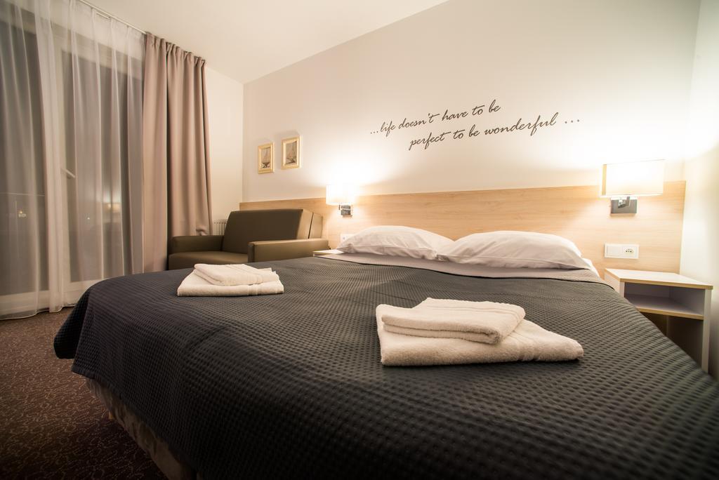 Borgata Bed & Breakfast Ustronie Morskie Phòng bức ảnh